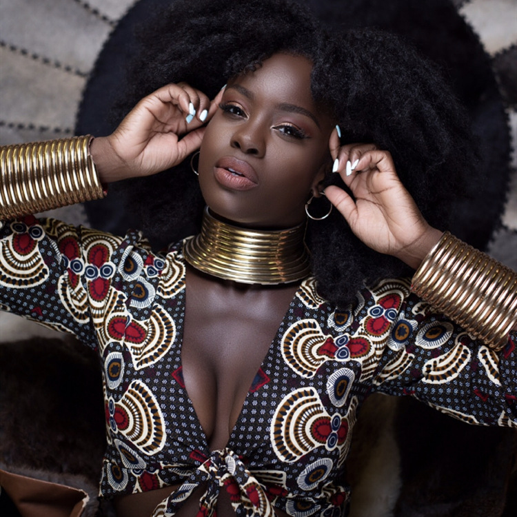 Ethnic Fashion Runway - Set Gelang Kalung Suku Afrika, Kalung
