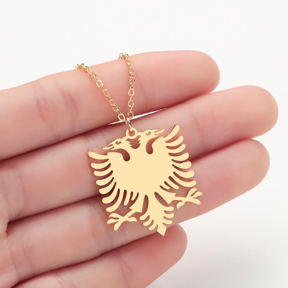 Ethnic Fashion Show - Kalung liontin elang Albania mantel Lengan